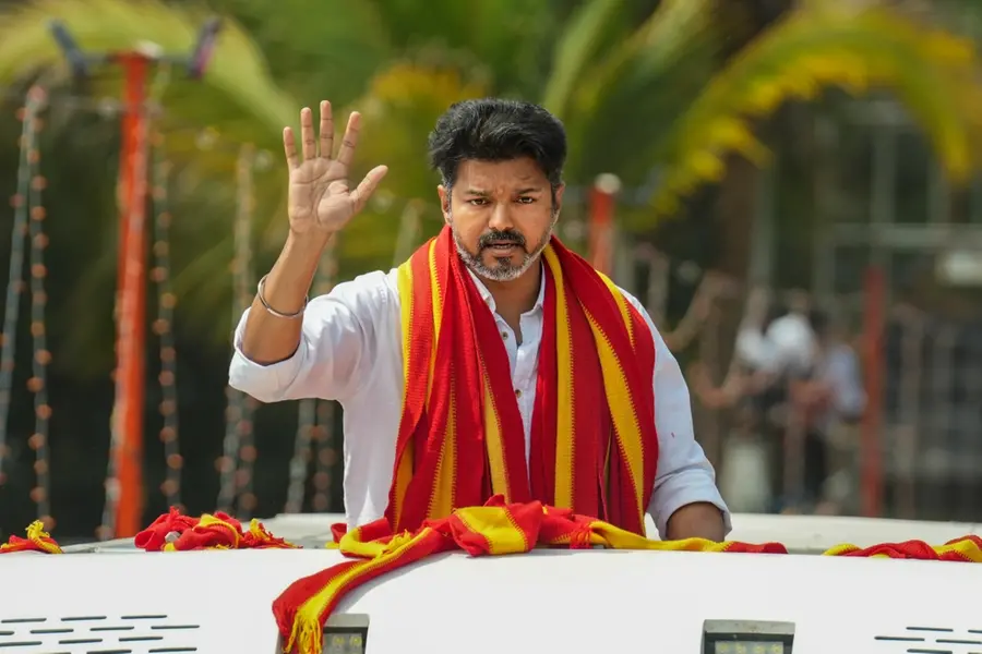 సీఎం విజయ్ జోసెఫ్ ఐదేళ్లు నిలబడగలరా? అసలు సవాళ్లు ఇప్పుడే మొదలయ్యాయా!
