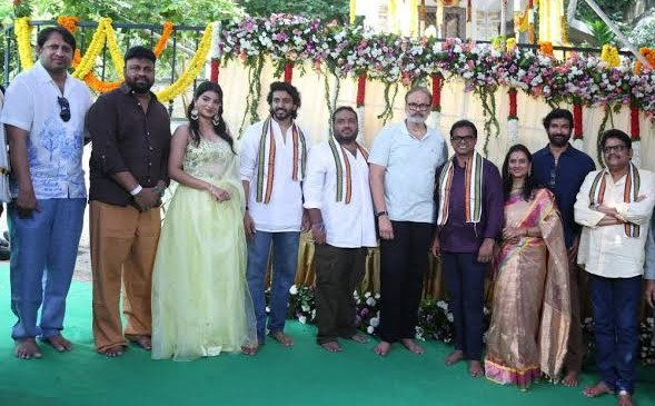 ‘వేట’లో పల్లెటూరి కథ.. ‘కమిటీ కుర్రోళ్లు’ తరహాలో మరో మూవీ!